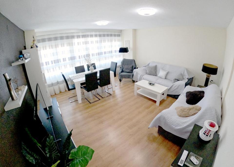 Apartamentos La Encarnacion I Los Alcázares Екстериор снимка